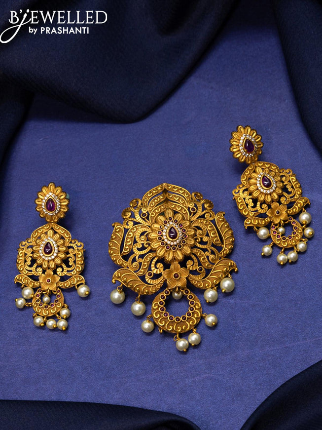 Antique pendant set with pink kemp stones and pearl hangings - {{ collection.title }} by Prashanti Sarees