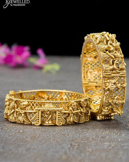Antique screw type bangles with bharat design - {{ collection.title }} by Prashanti Sarees
