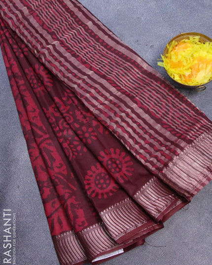 Binny Silk saree deep maroon and maroon with allover batik prints and zari woven border - {{ collection.title }} by Prashanti Sarees