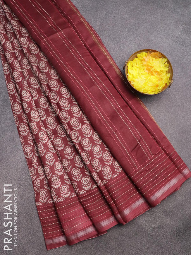 https://www.prashantisarees.com/cdn/shop/files/chanderi-silk-cotton-saree-maroon-with-allover-floral-butta-prints-and-kantha-stitch-work-border-prashanti-sarees-1.jpg?height=871&v=1708634870