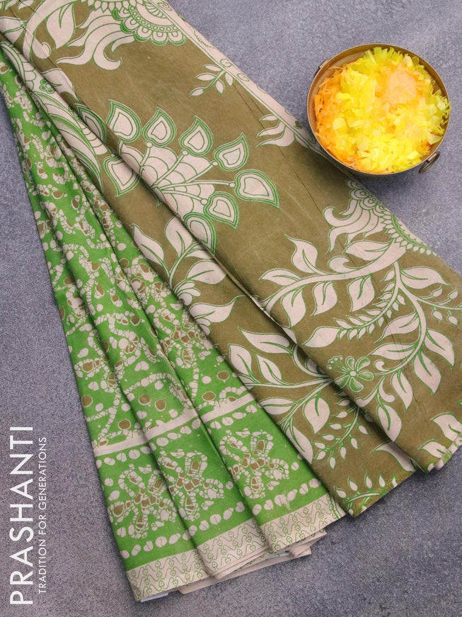 Kalamkari semi silk saree light green and beige with allover batik prints and printed border - {{ collection.title }} by Prashanti Sarees