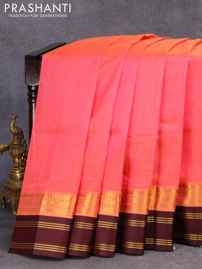 Kuppadam silk cotton saree dual shade of pink and deep maroon with plain body and rich zari woven border - {{ collection.title }} by Prashanti Sarees