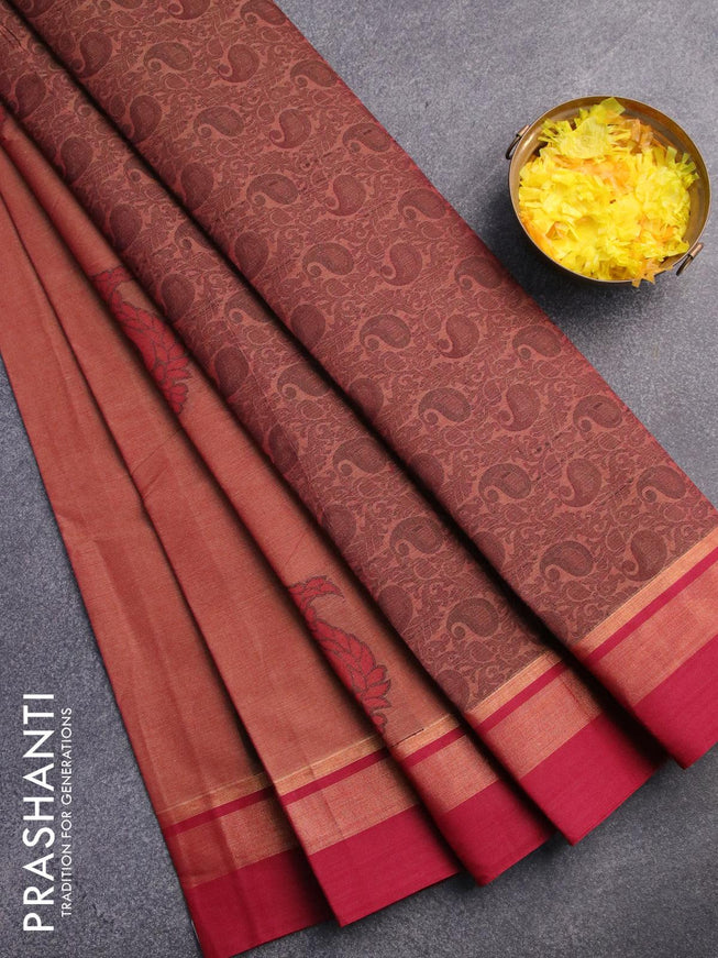 Nithyam cotton saree dual shade of maroonish sandal and maroon with paisley thread woven buttas and zari woven simple border - {{ collection.title }} by Prashanti Sarees