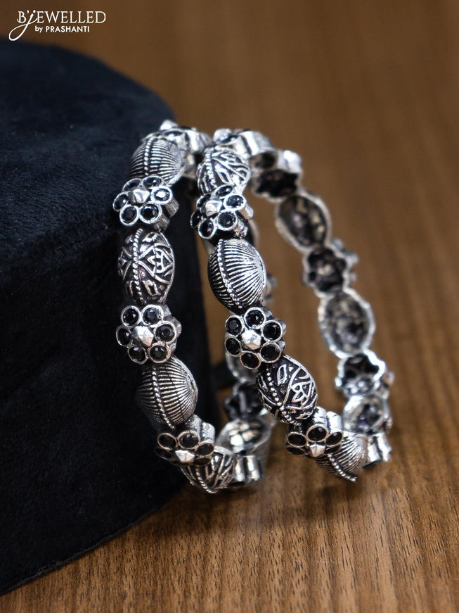 Oxidised bangles floral design with black stone - {{ collection.title }} by Prashanti Sarees