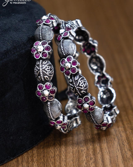 Oxidised bangles floral design with ruby stone - {{ collection.title }} by Prashanti Sarees