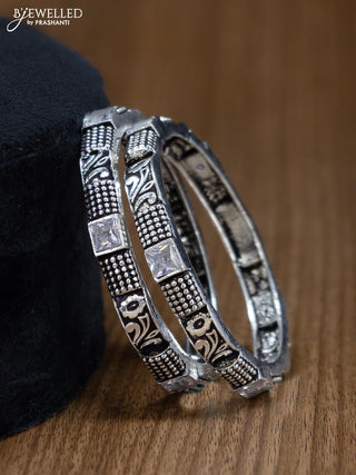 Oxidised bangles with cz stone