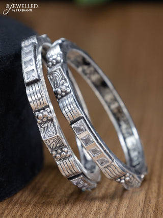 Oxidised bangles with cz stone