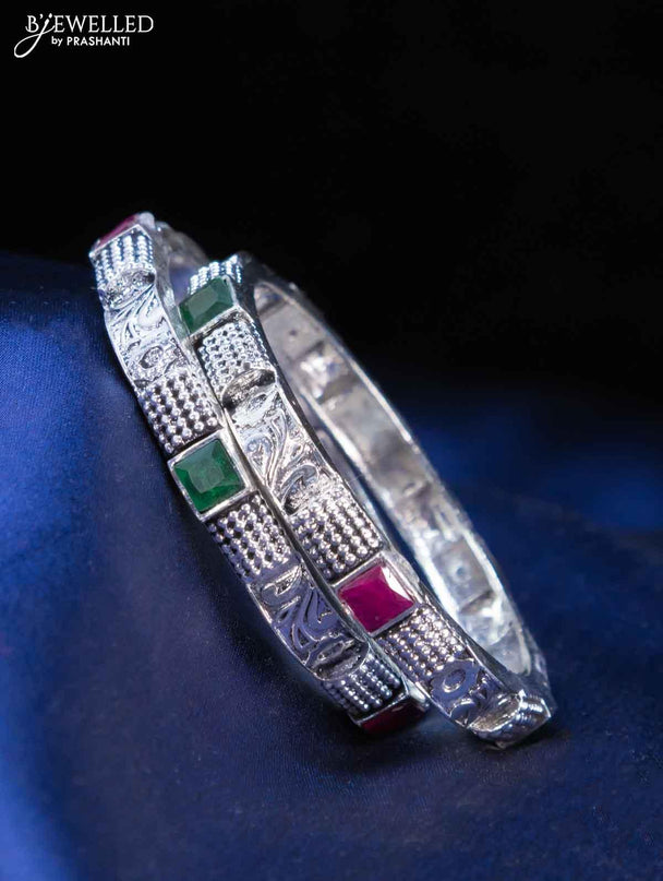 Oxidised bangles with kemp stone - {{ collection.title }} by Prashanti Sarees
