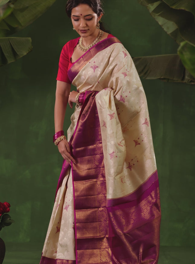 Cream-Purple Pure Kanchipuram Silk Saree With allover Thread & silver zari woven brocade weaves
