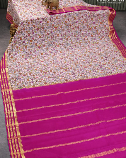 Printed crepe silk sraee pastel pink shade and pink with allover floral prints and zari woven border - {{ collection.title }} by Prashanti Sarees