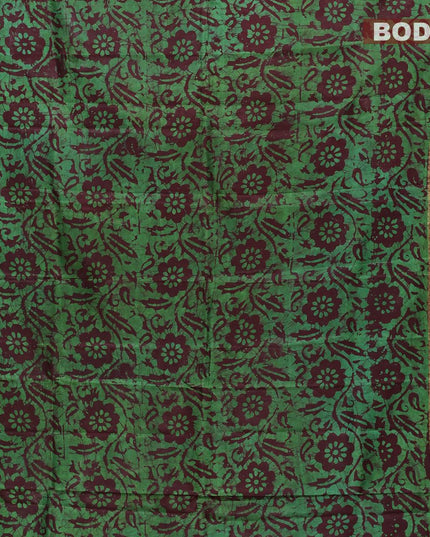 Semi dola saree deep maroon and green with allover batik prints and kanjivaram style border - {{ collection.title }} by Prashanti Sarees