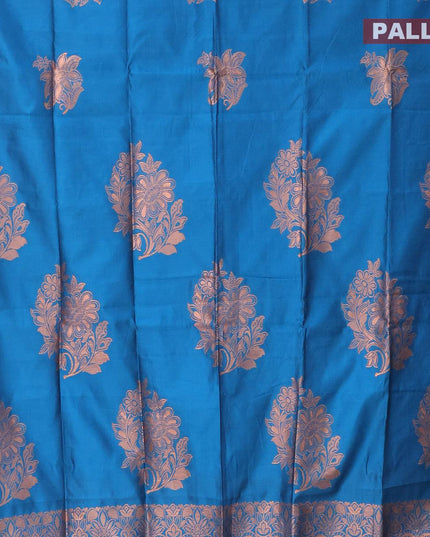 Semi soft silk saree cs blue with zari woven floral buttas in borderless style - {{ collection.title }} by Prashanti Sarees