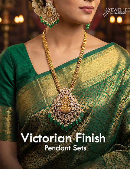 <strong>Rs: 1090/- </strong>Onwards.