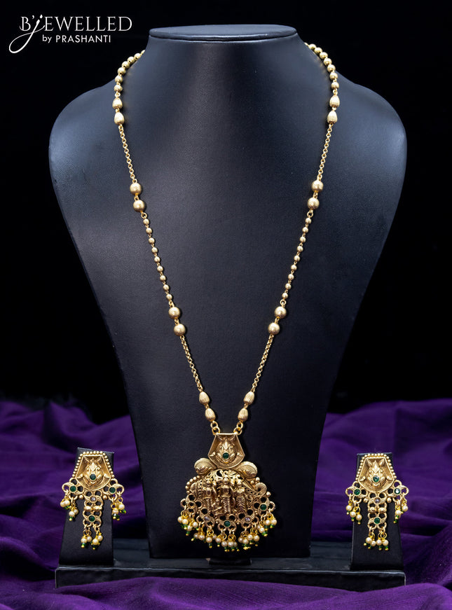 Antique necklace with green kemp stones and ramdarbar pendant