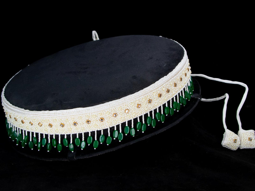 Hip belt off white with white pearls stone & monalisa beads hanging