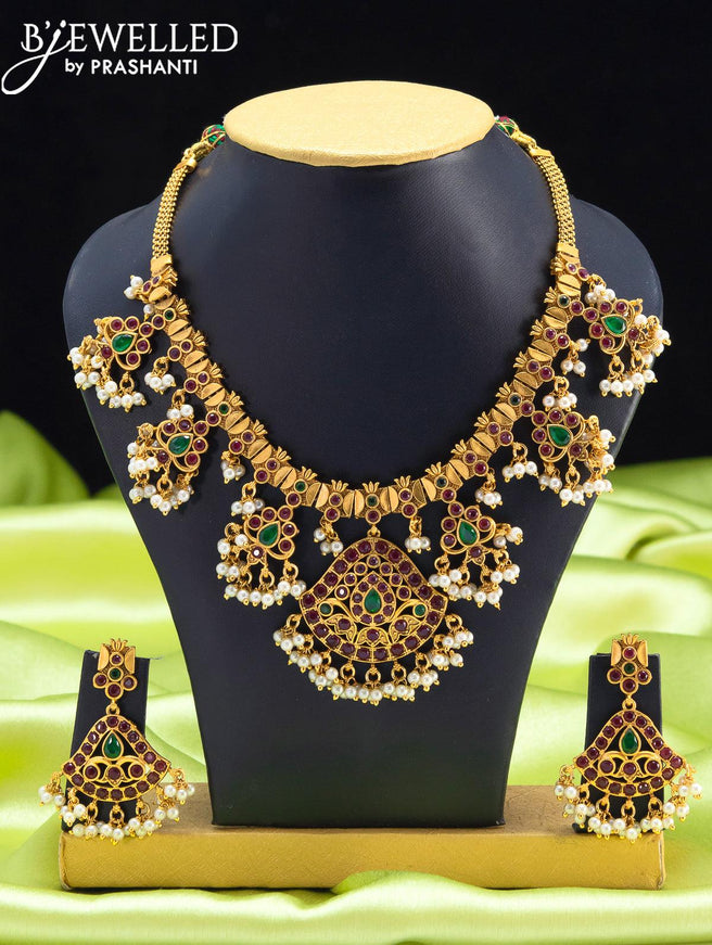 Antique guttapusalu necklace with kemp stones pendant and pearl hangings - {{ collection.title }} by Prashanti Sarees