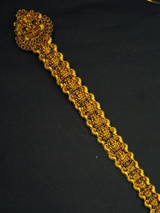 Antique lakshmi jada billai with kemp stone