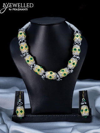 Jaipur beaded necklace with green kemp and cz stones