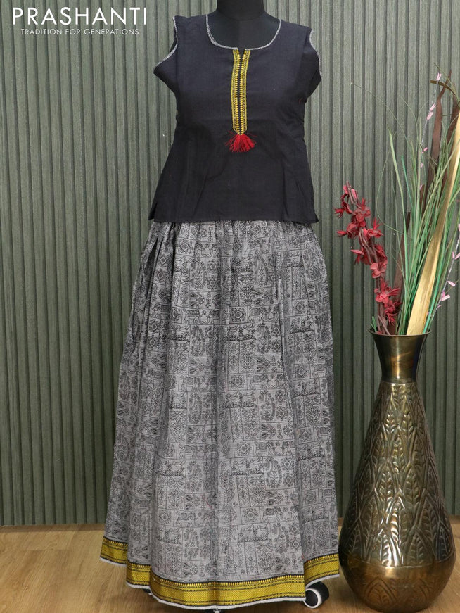 Mangalgiri cotton kids lehanga black and grey with patch work neck pattern and zari woven border - sleeves attached for 12 years - {{ collection.title }} by Prashanti Sarees