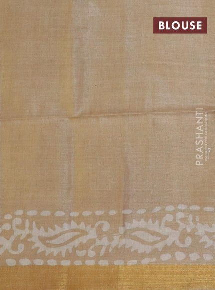 Munga silk saree beige with batik prints and zari woven border - {{ collection.title }} by Prashanti Sarees