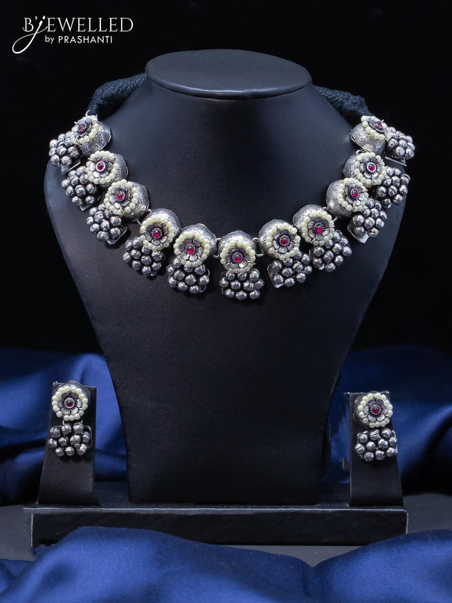 Oxidised floral design necklace with kemp stones and pearls - {{ collection.title }} by Prashanti Sarees