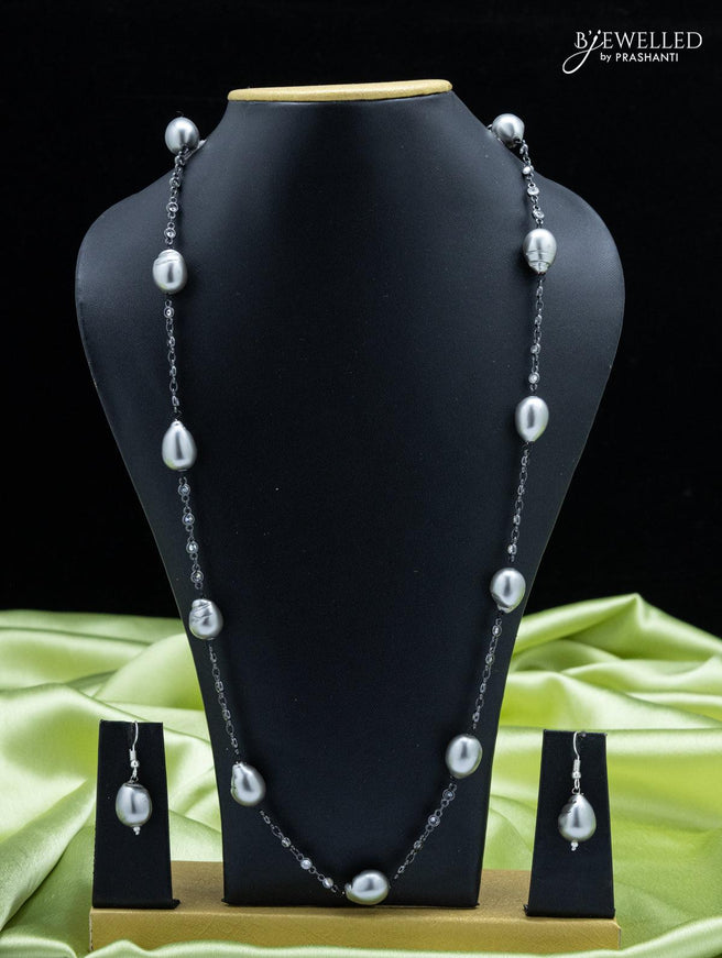 Pearl grey maala with earrings - {{ collection.title }} by Prashanti Sarees