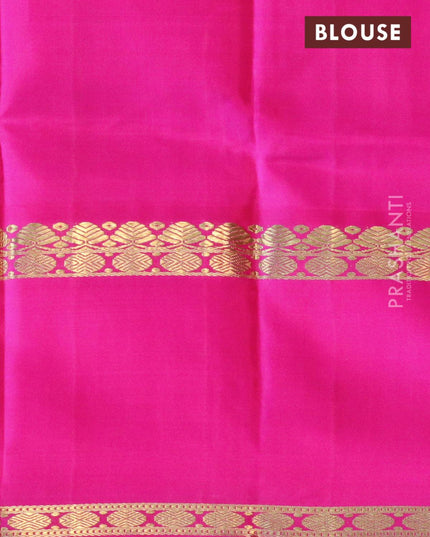 Pure Kanjivaram silk saree green and pink with checked zari pattern and rettapet zari border - {{ collection.title }} by Prashanti Sarees