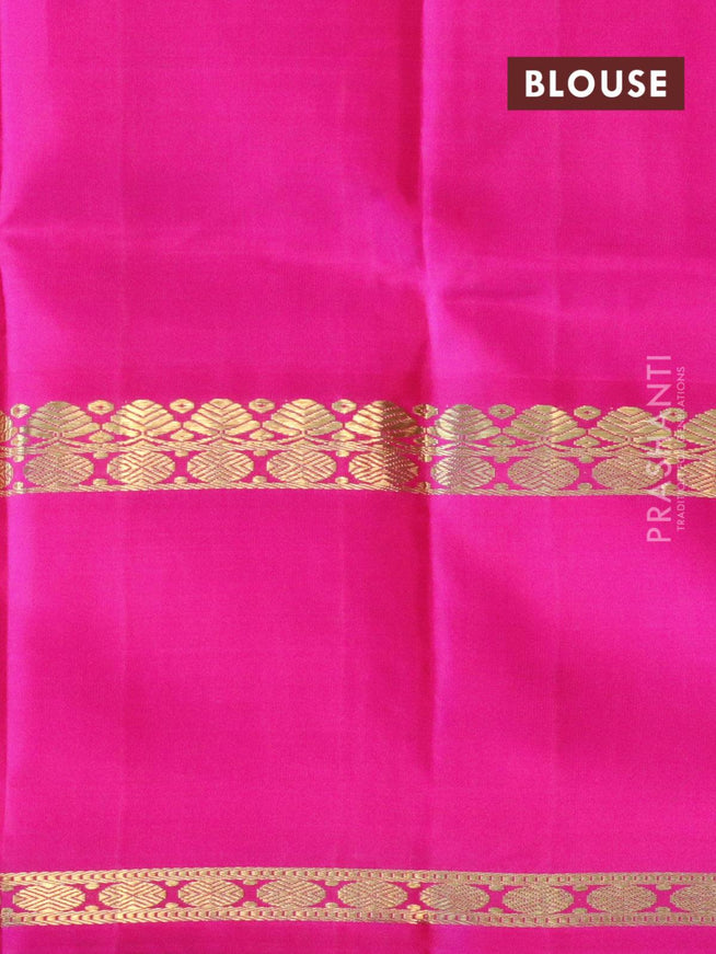 Pure Kanjivaram silk saree green and pink with checked zari pattern and rettapet zari border - {{ collection.title }} by Prashanti Sarees