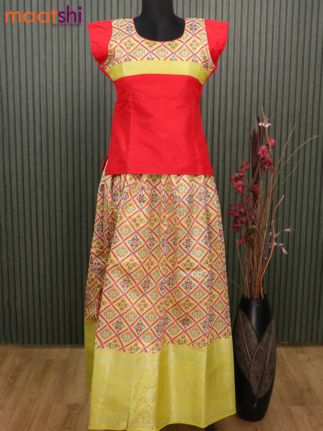 Raw silk readymade kids lehenga red and yellow with patch work neck pattern and patola prints & long zari woven border for 15 years - {{ collection.title }} by Prashanti Sarees