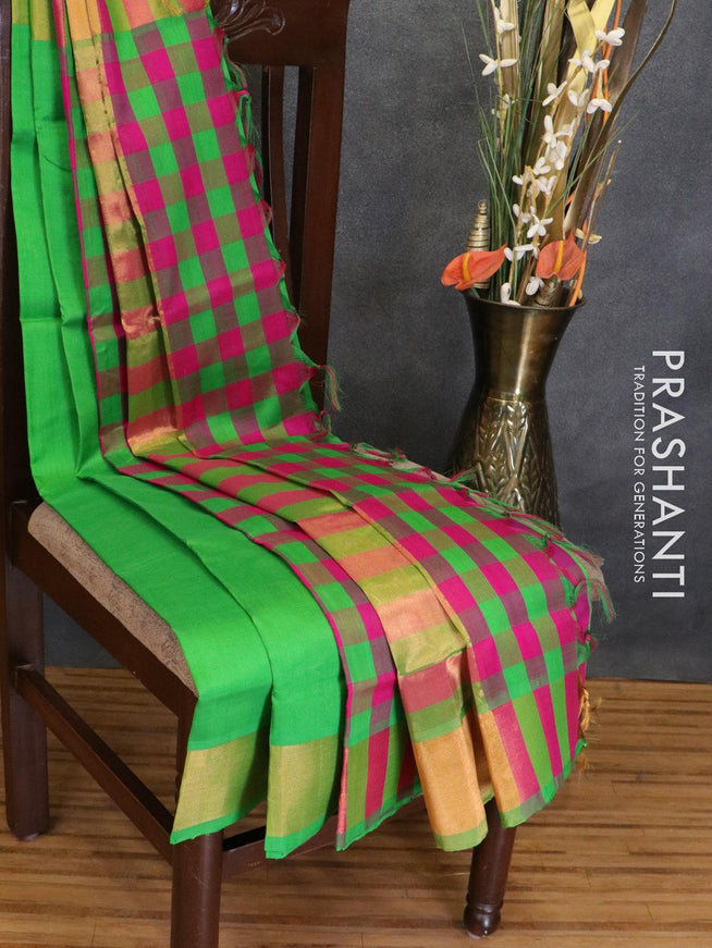 Silk cotton partly saree parrot green and pink with plain body and pallu checks - {{ collection.title }} by Prashanti Sarees